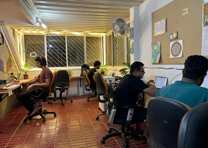 Byoc Hostels - Indiranagar